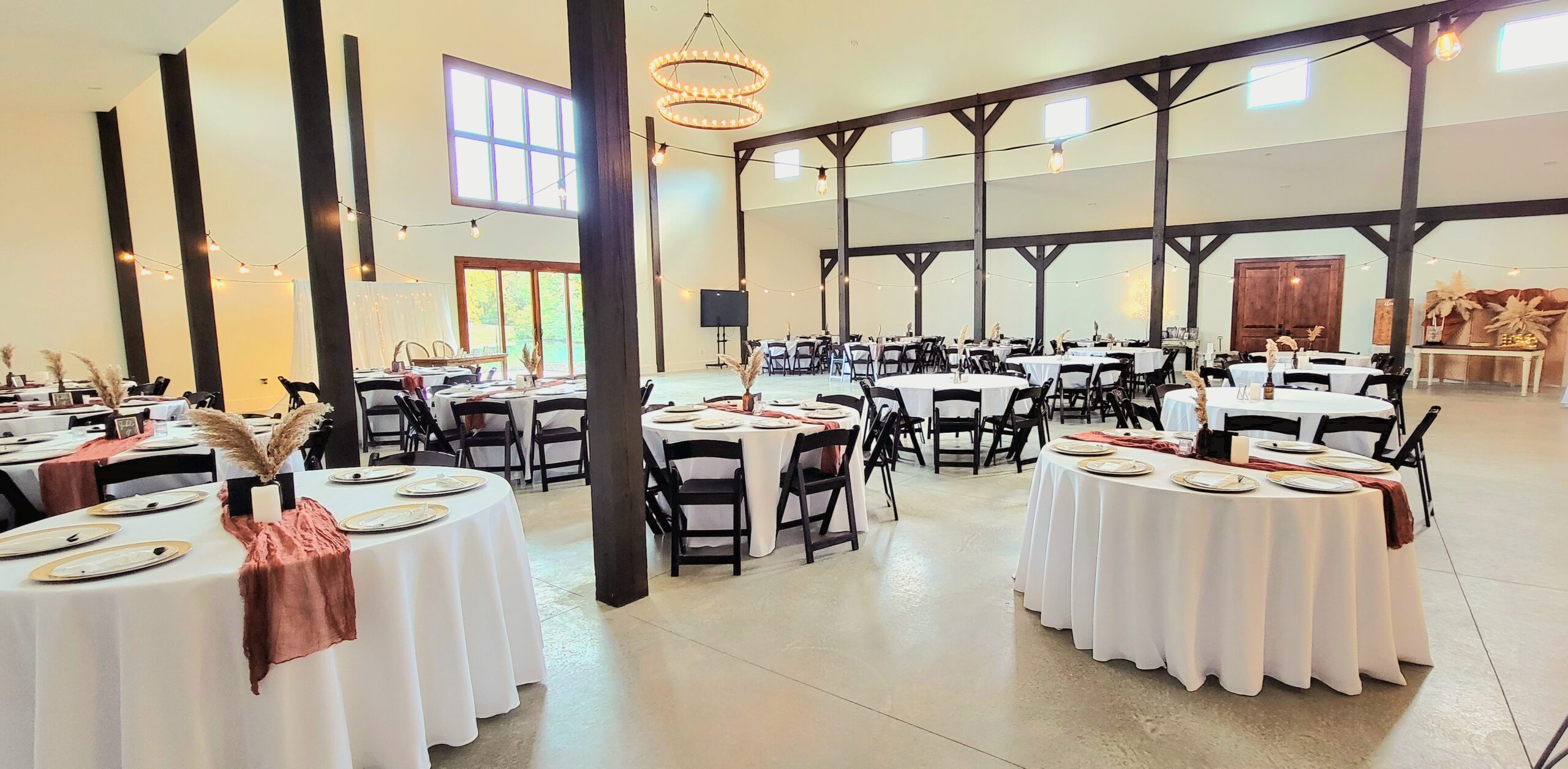 3800 sq ft Ballroom