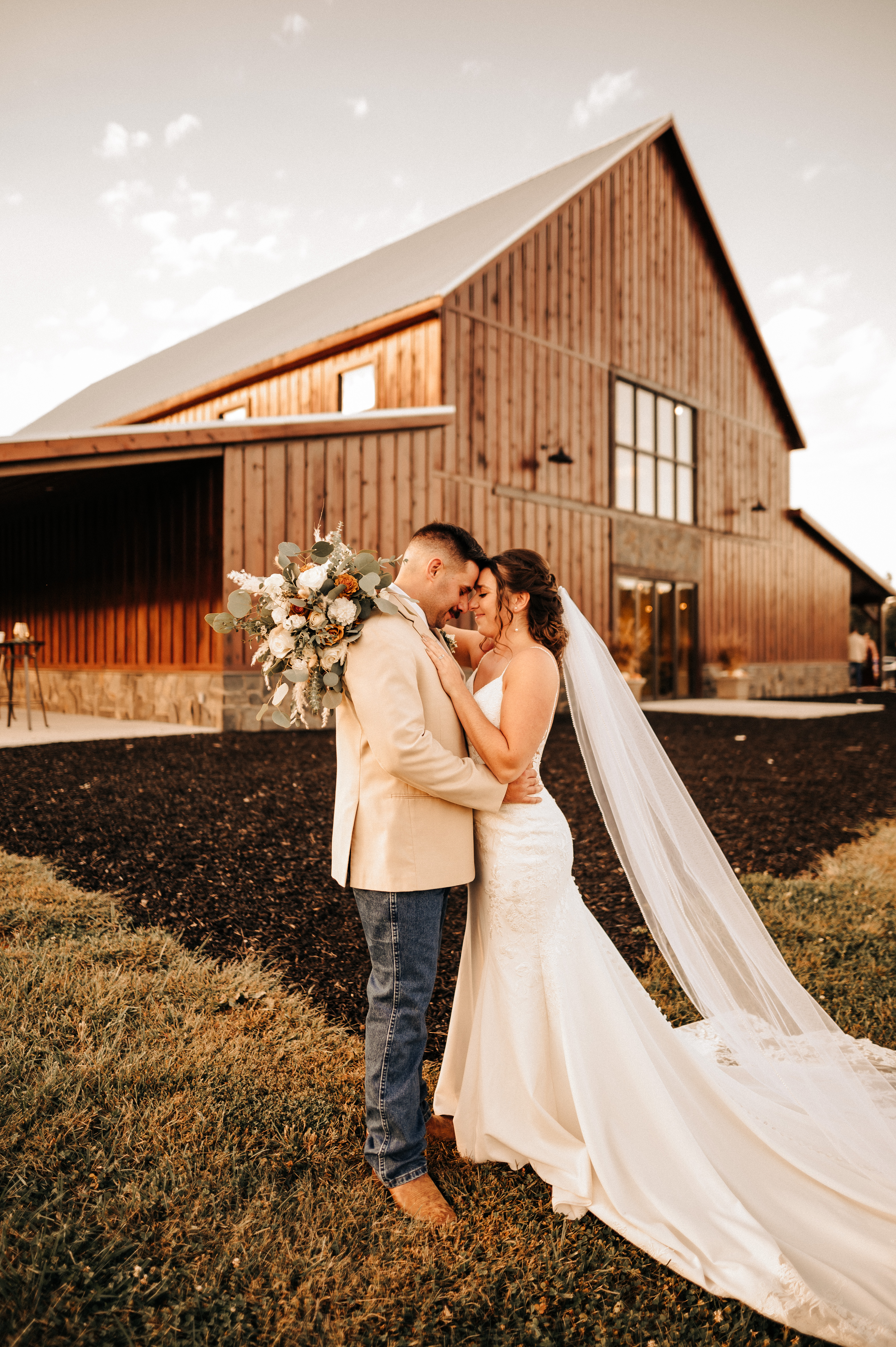 Grove Lake Farms Wedding Venue