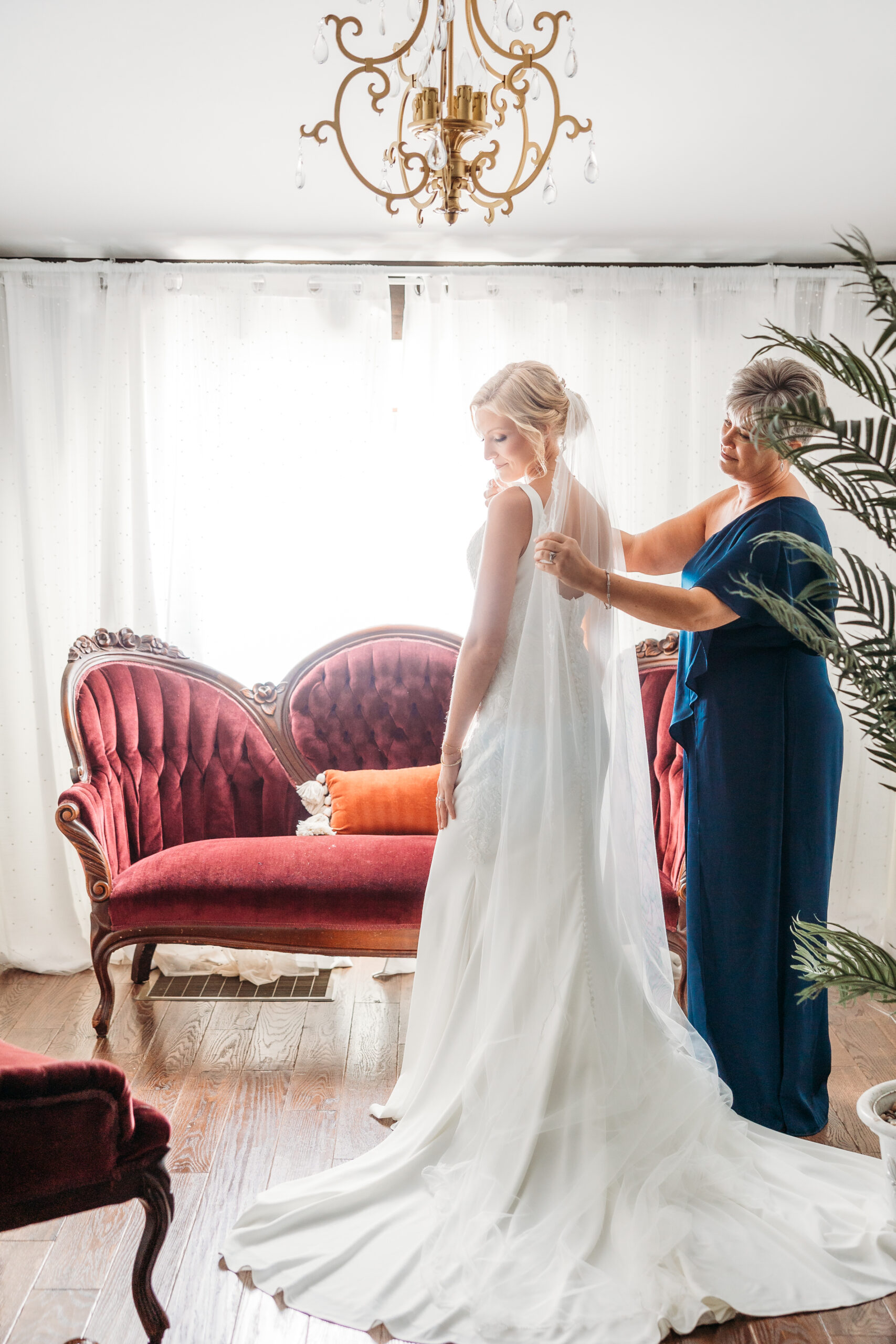 Grove Lake Farms Wedding Venue Bridal Suite